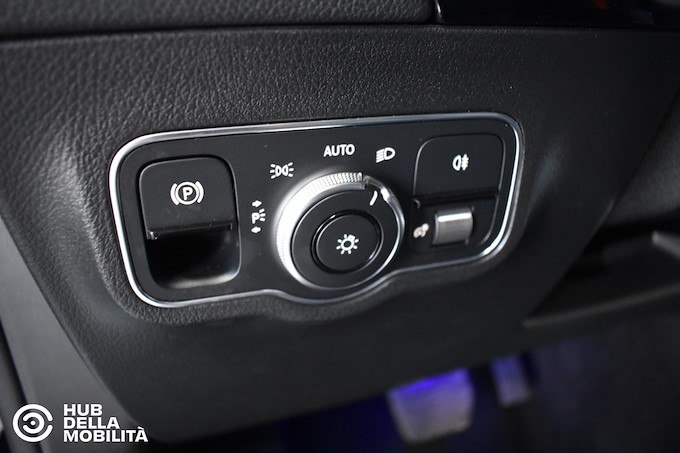MERCEDES-BENZ B 200 d Automatic Sport Plus